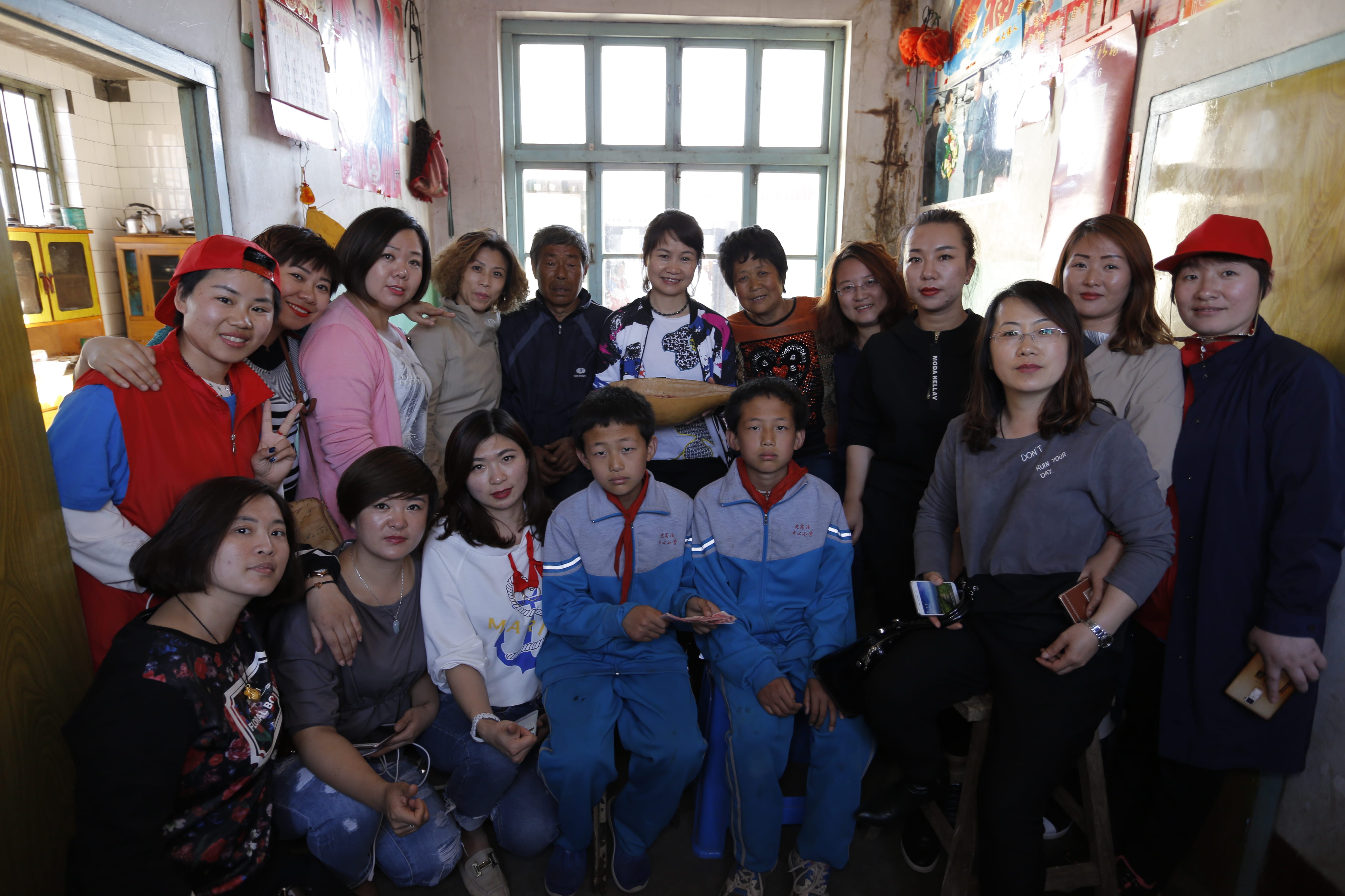 第83所 栖霞市蛇窝泊米兰在线网站-米兰在线网站
马金荣小学