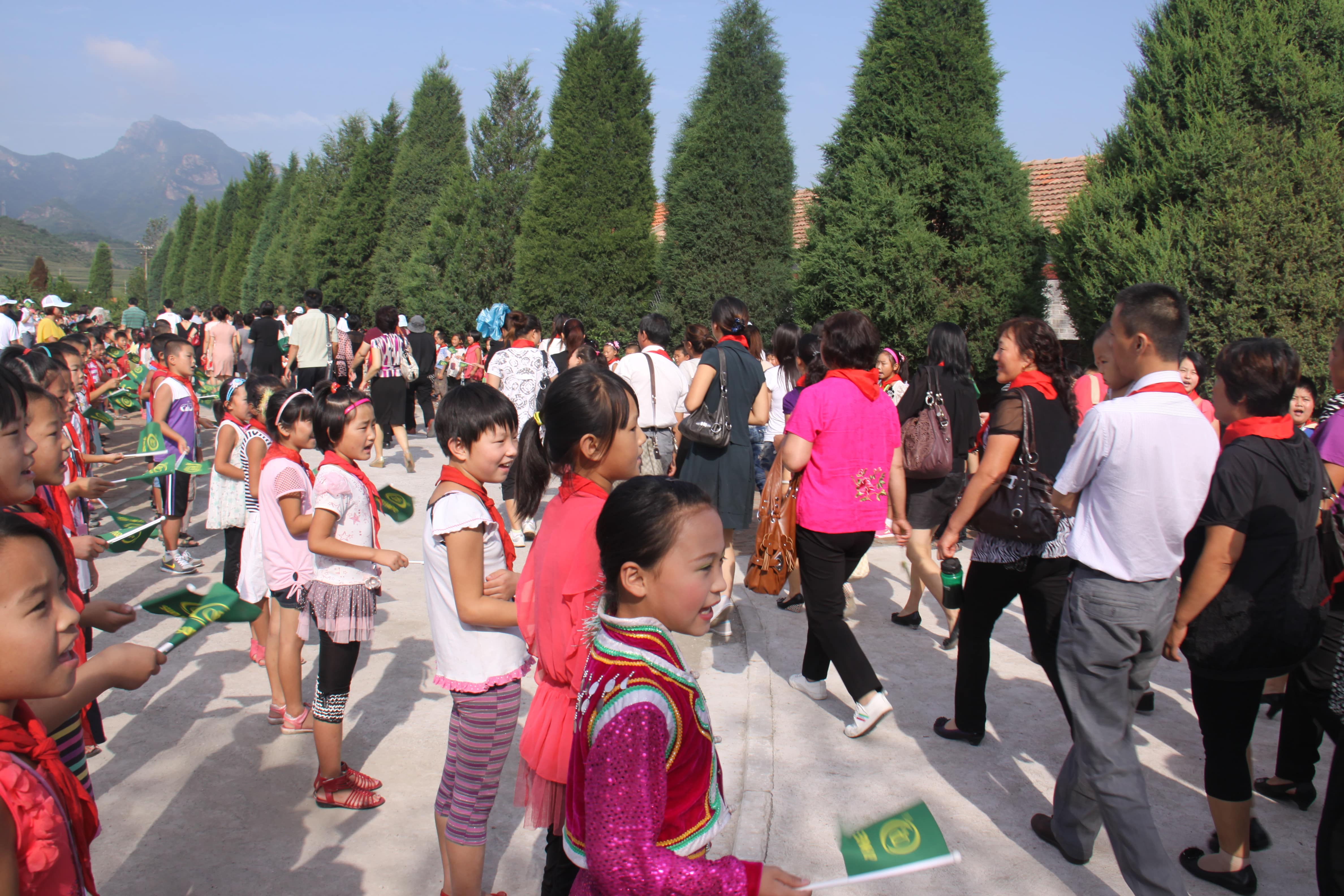 第17所 承德市乌龙矶米兰在线网站-米兰在线网站
牛艳玲小学