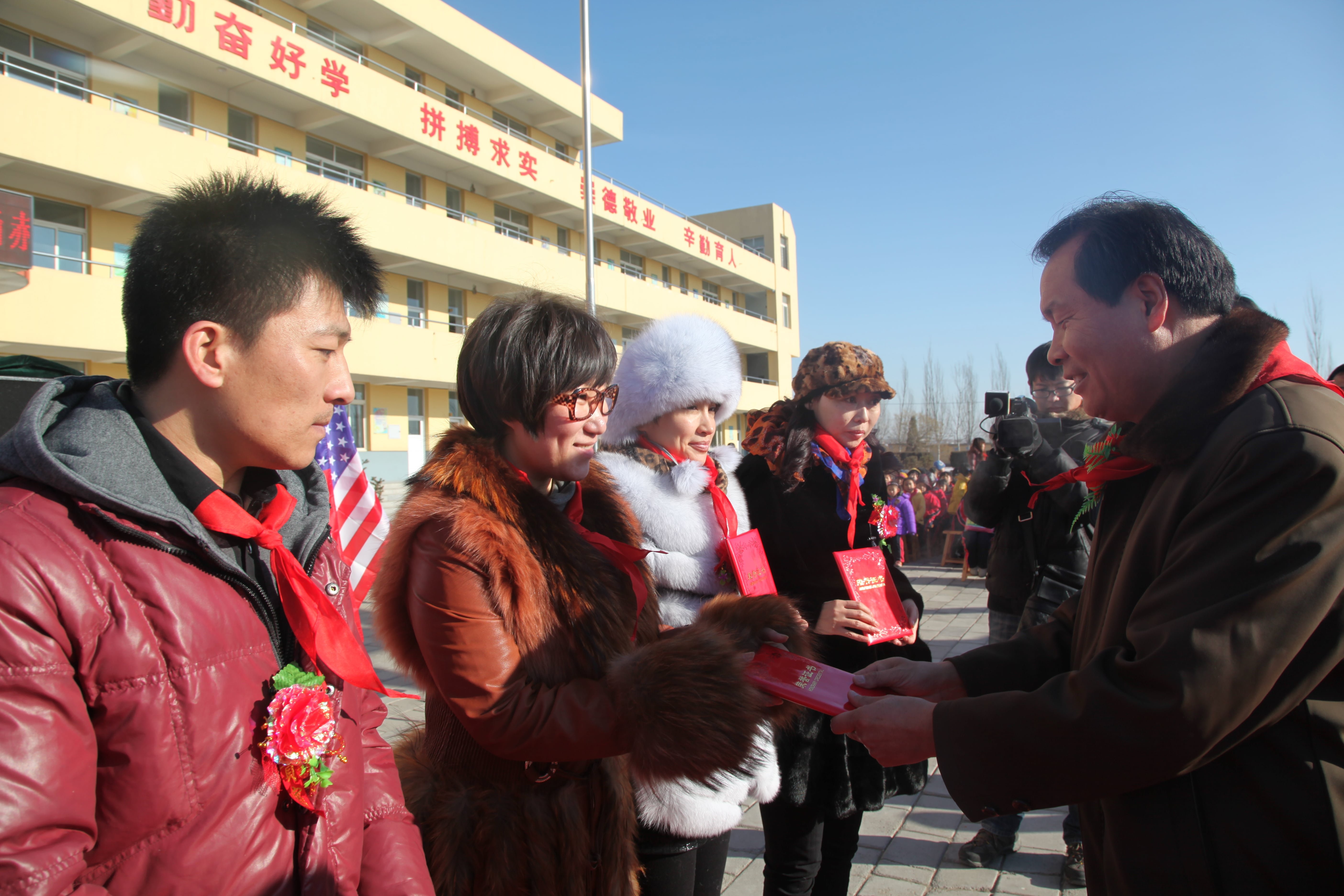 第28所 包头市哈业胡同米兰在线网站-米兰在线网站
刘金萍小学